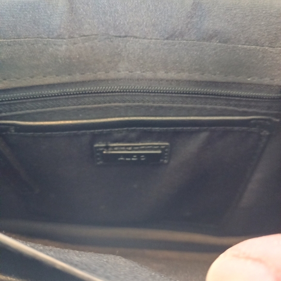 Aldo Greenwald Womens Crossbody Bag Chevron Quilted Black Chain Strap NWOT - Picture 5 of 8